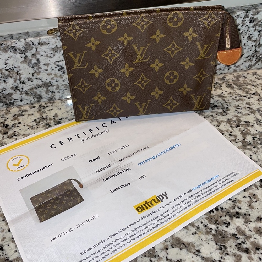 Louis Vuitton Toiletry 19